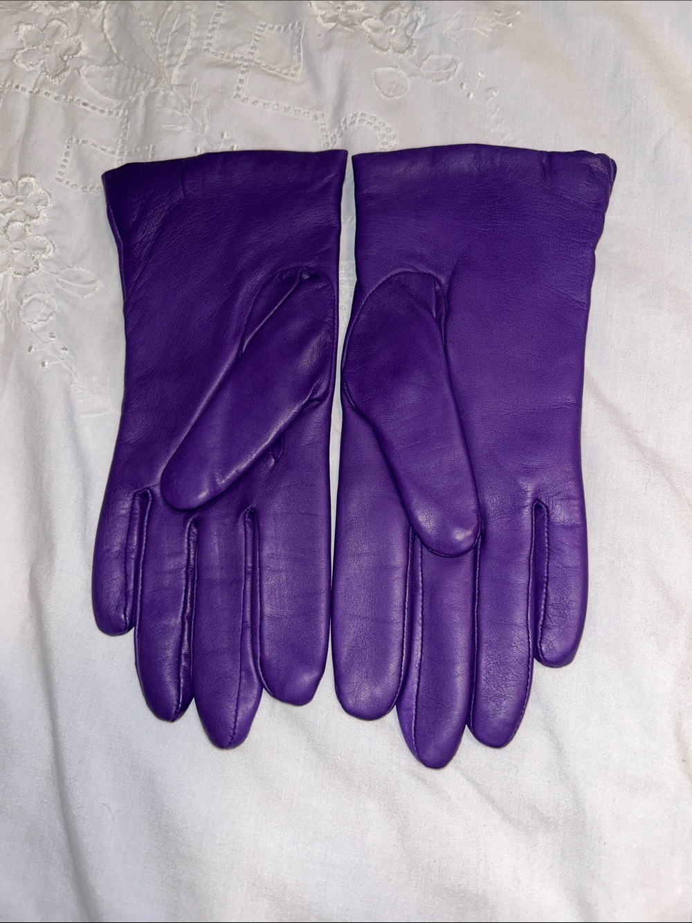 Lands' End Women's Cashmere-Lined Deep Violet Leather Small 6 1/2 Gloves - Picture 7 of 11